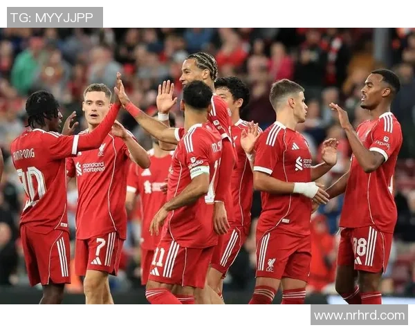 电讯报批斯洛特：花了4.46亿镑，就别诉苦球队阵型深度了